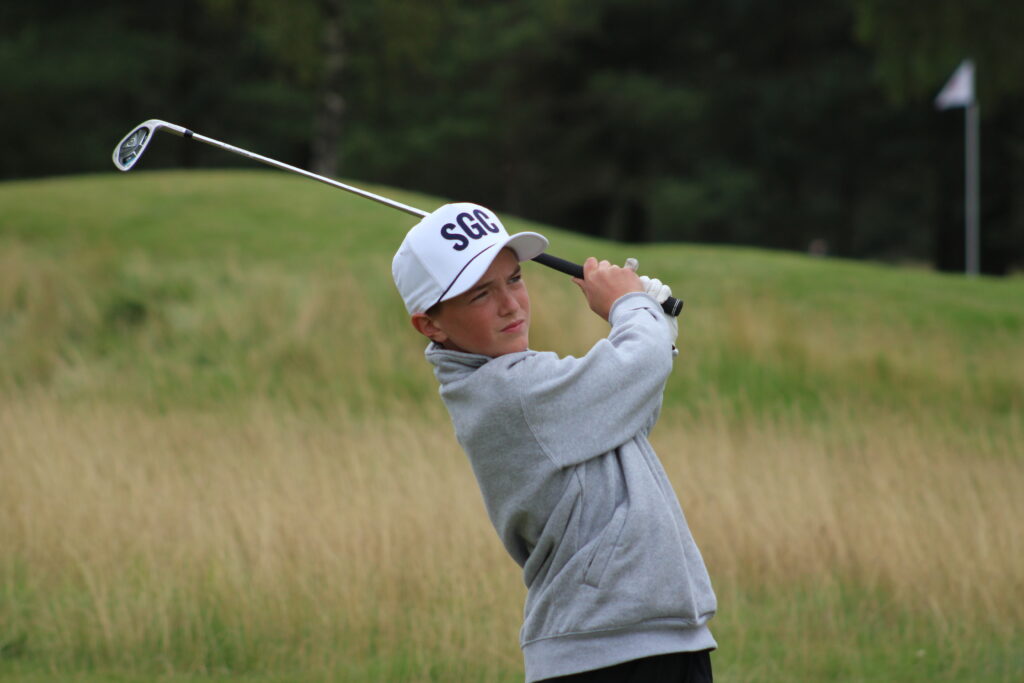 Junior Golfer St Andrews Golf Camp